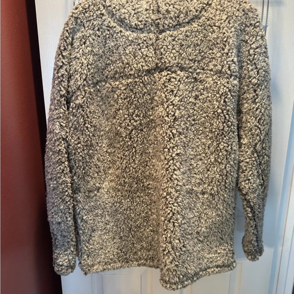 True Grit Gray Sherpa Pullover Size L - Picture 3 of 3